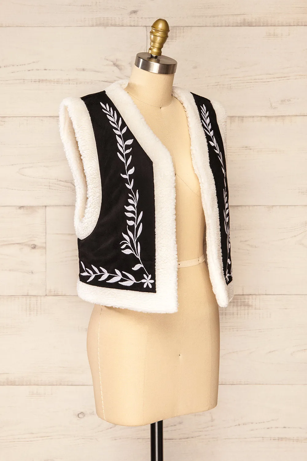 Alicante | Black & White Embroidered Sherpa Vest