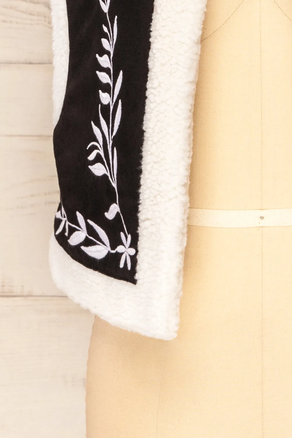 Alicante | Black & White Embroidered Sherpa Vest