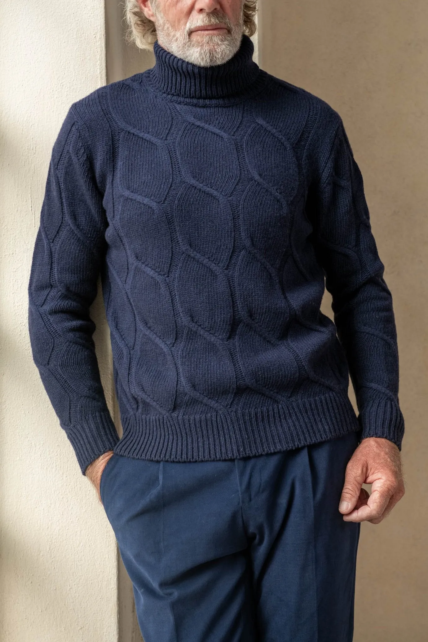 Blue jacquard pattern cashmere blend turtleneck – Made in Italy