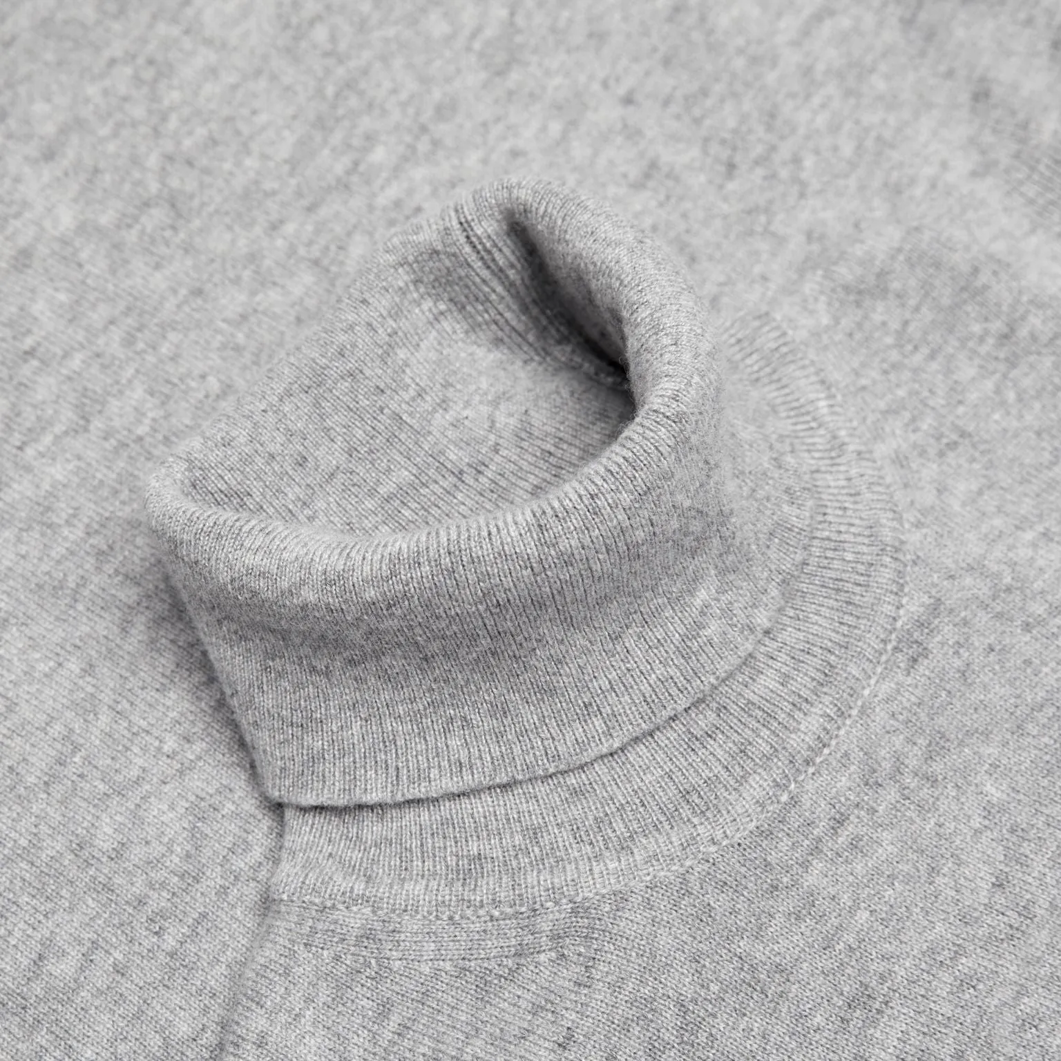 Cashmere Turtleneck