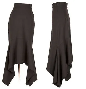 Curved line skirt