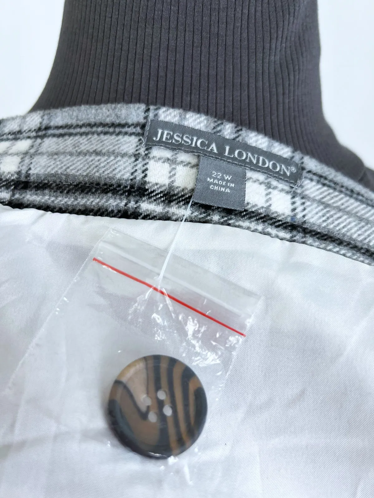 Jessica London Size 22W Gray & White Plaid Skirt NWOT