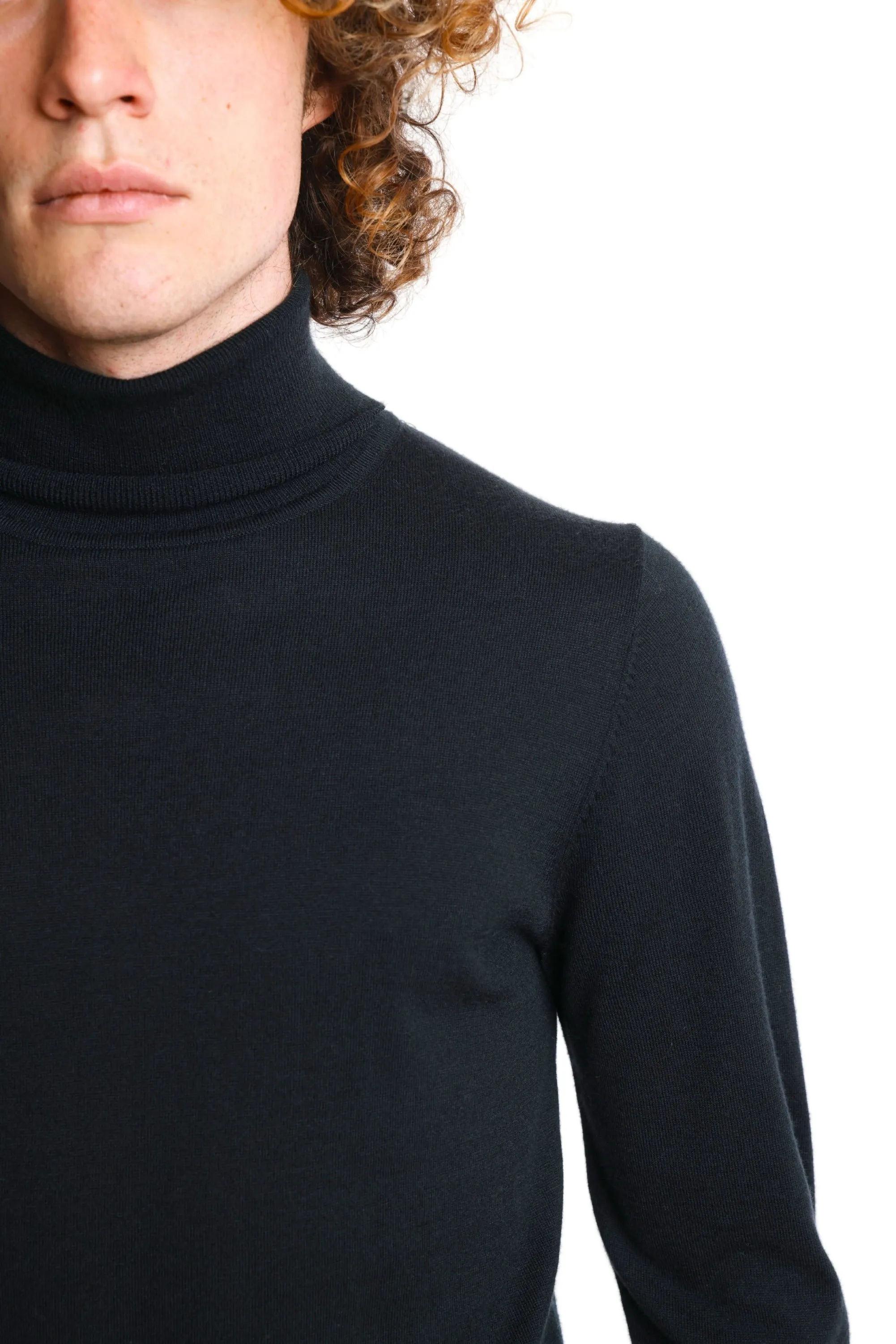 Luxe Fine Gauge Turtleneck - Dark Forest