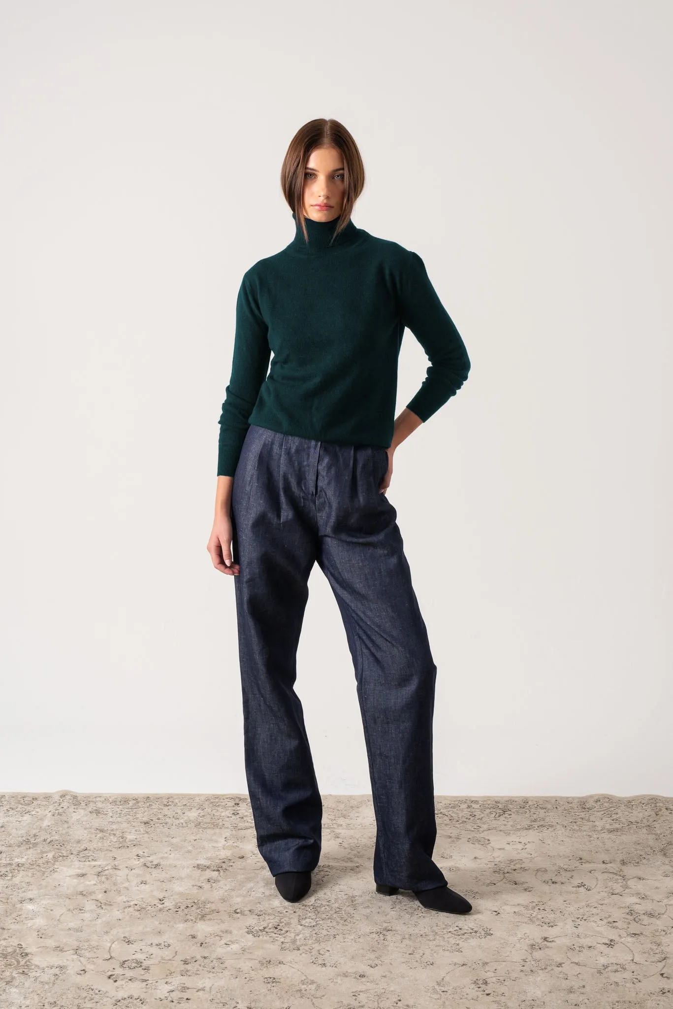 Ombra 100% Cashmere Turtleneck Sweater Forest Green