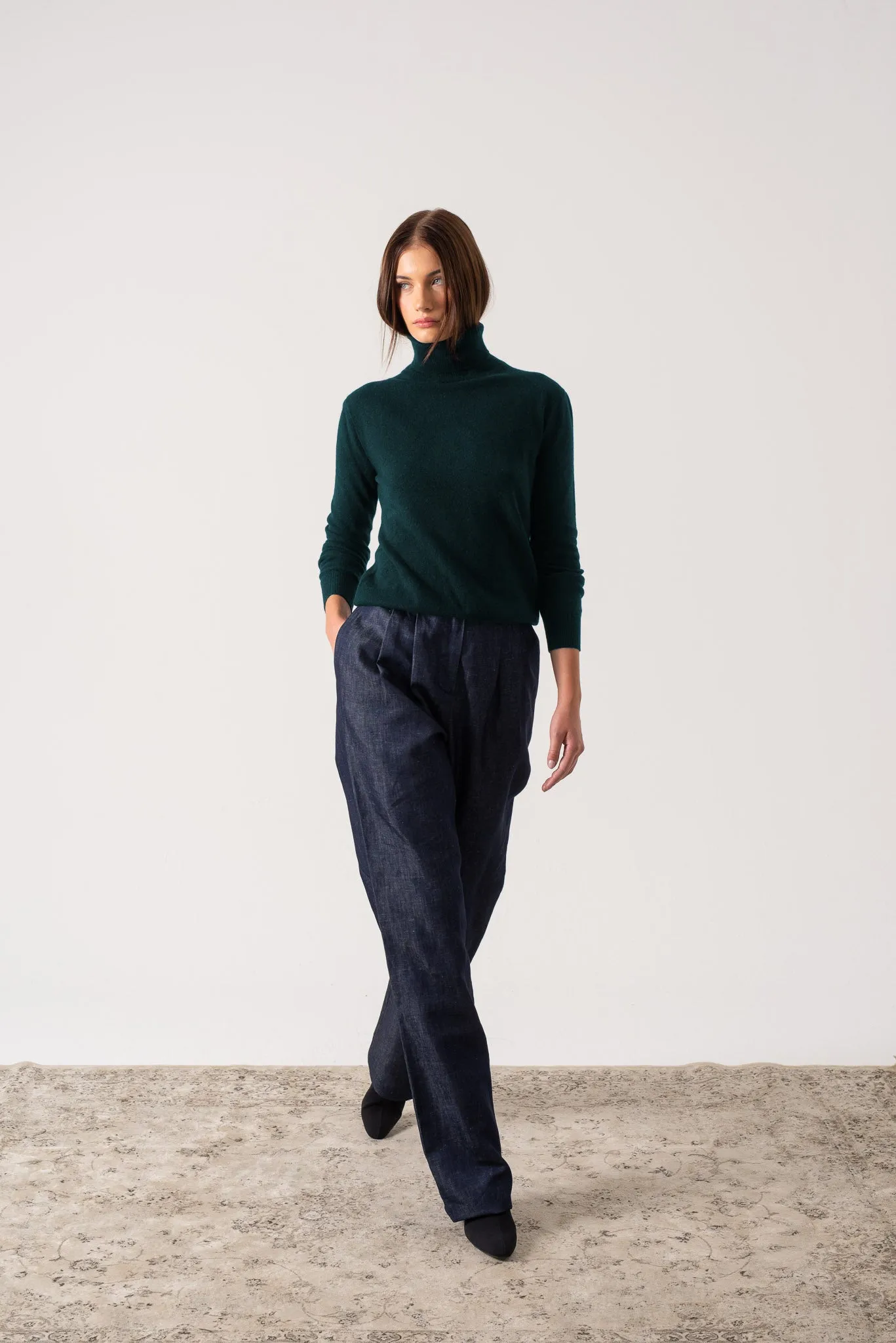 Ombra 100% Cashmere Turtleneck Sweater Forest Green