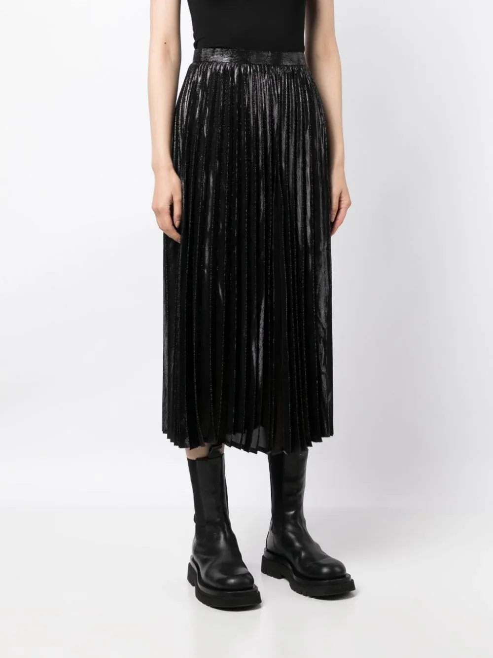 Shiny Pleated Skirt