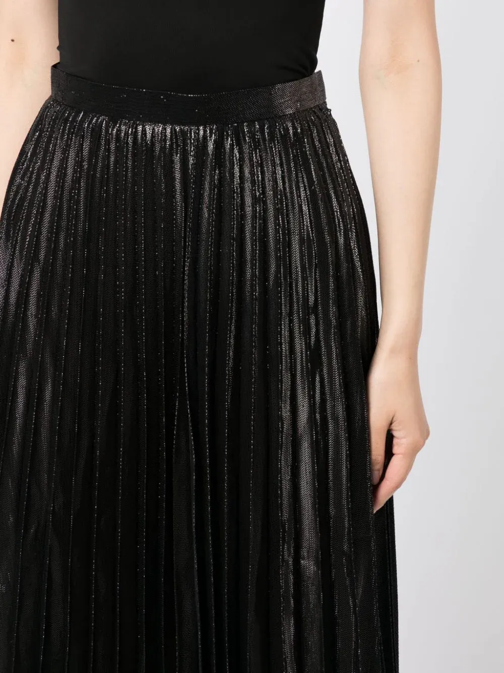 Shiny Pleated Skirt