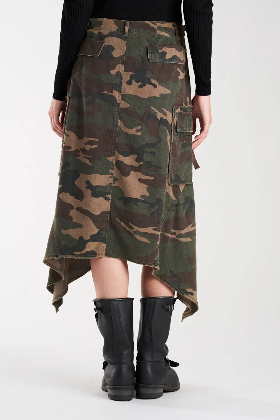 Silk sharkbite skirt in Green Camo