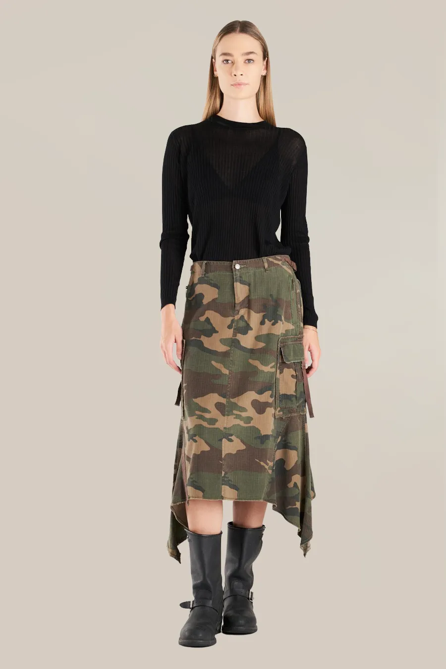 Silk sharkbite skirt in Green Camo