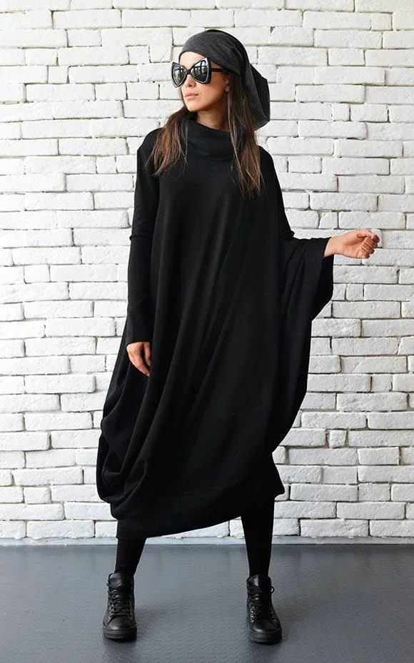 Soft Loose Turtleneck Dress In Black