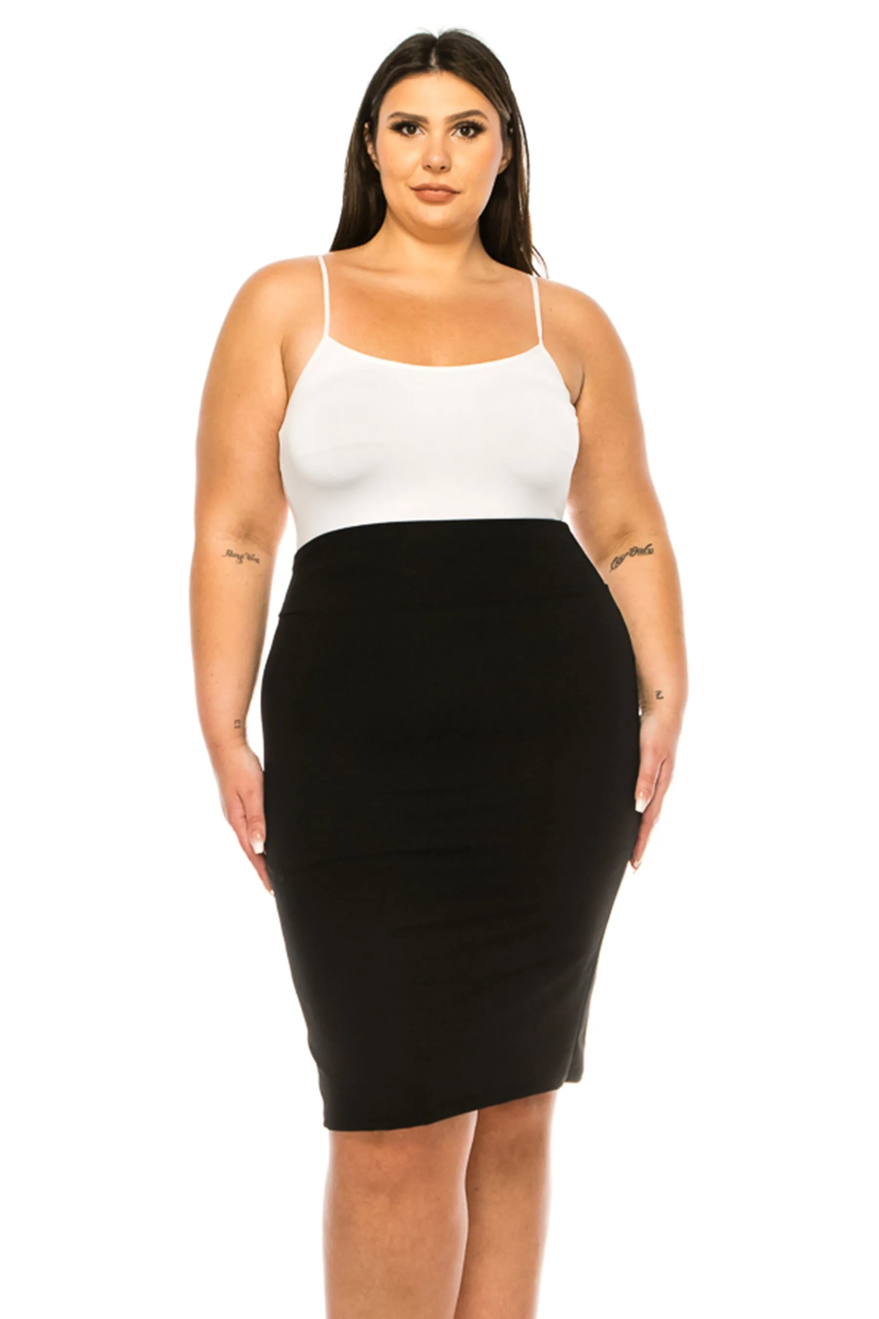 Women's Plus Size Solid Pencil Skirt with Banded Waist - Stretchy