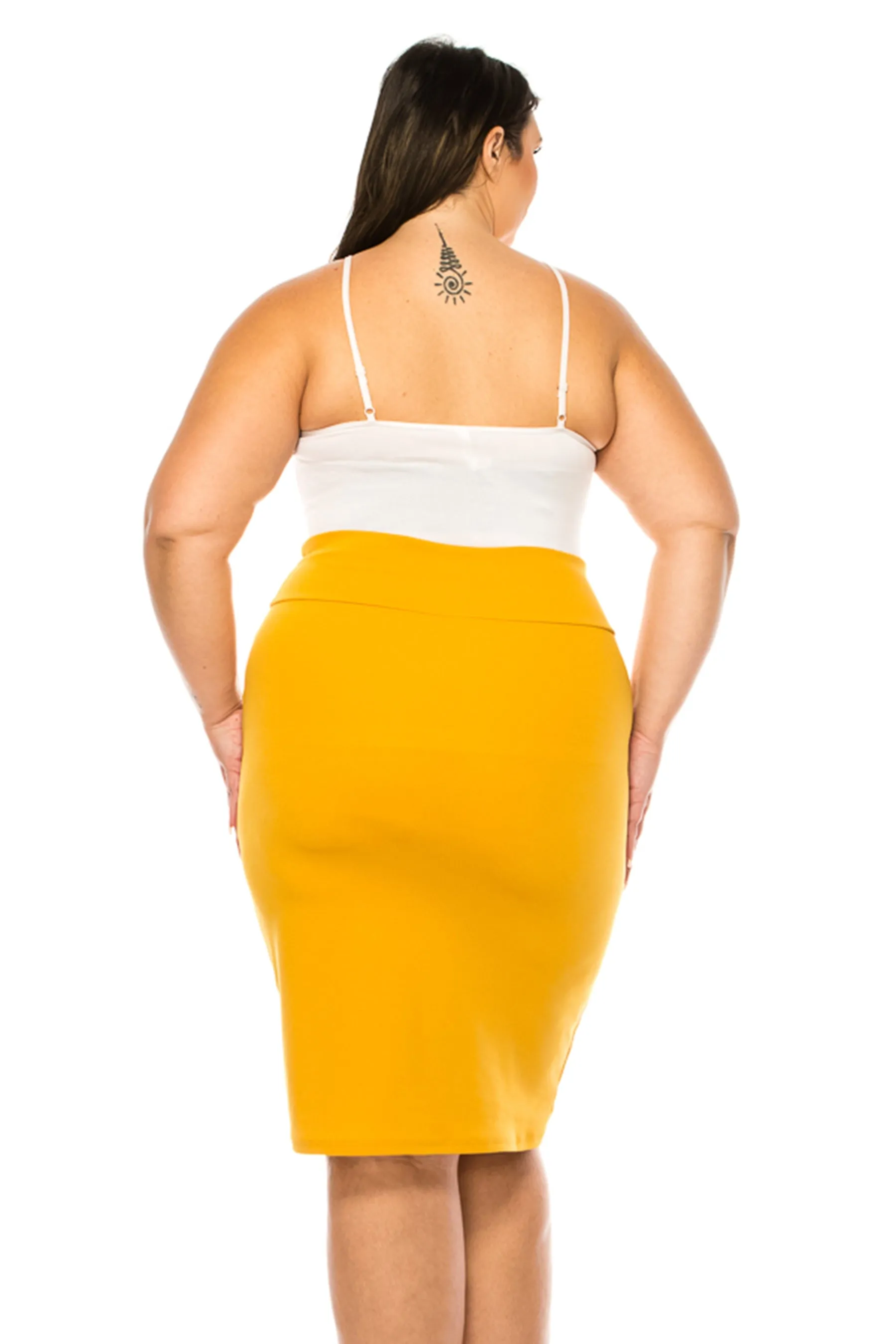 Women's Plus Size Solid Pencil Skirt with Banded Waist - Stretchy