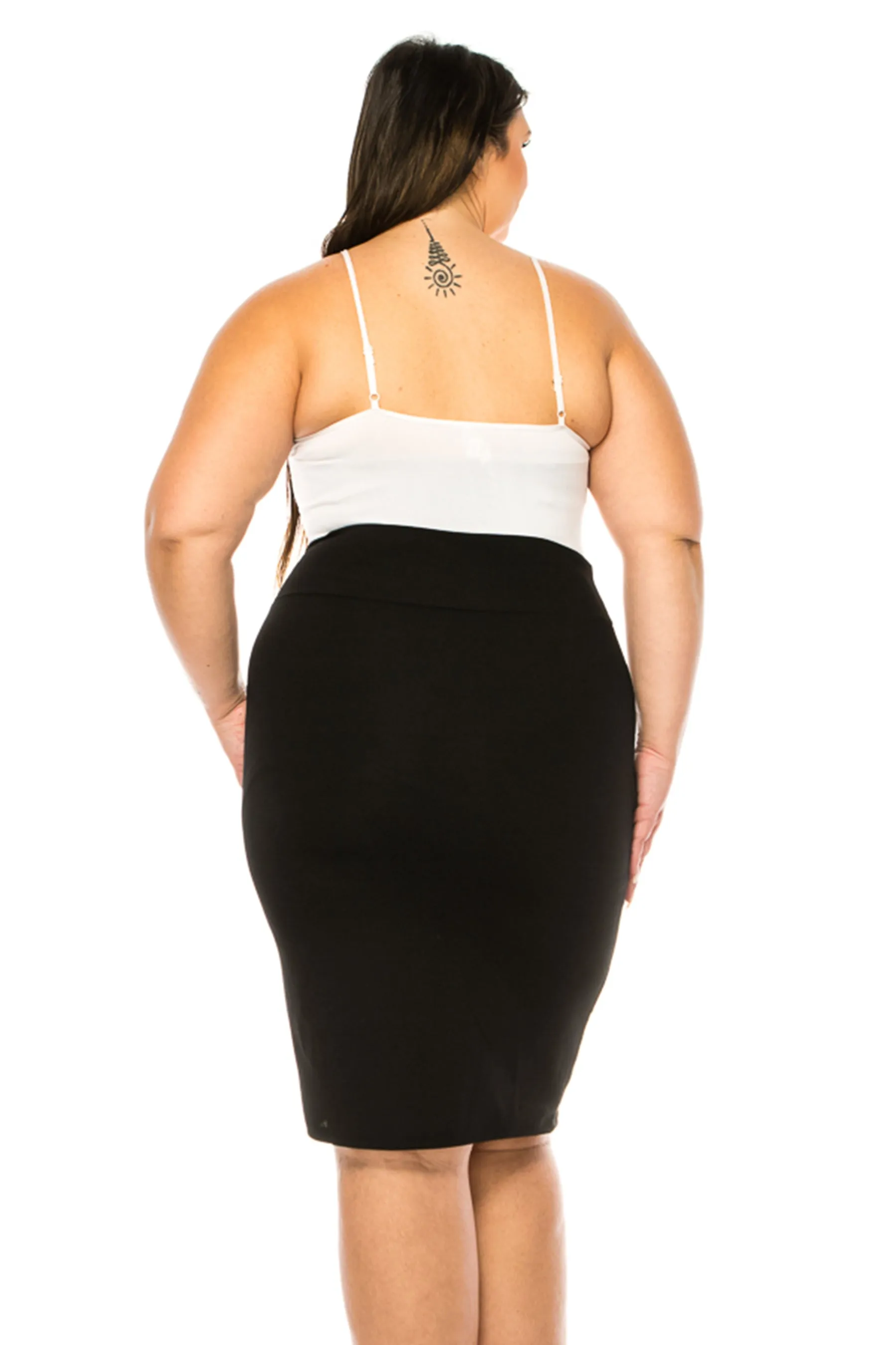 Women's Plus Size Solid Pencil Skirt with Banded Waist - Stretchy